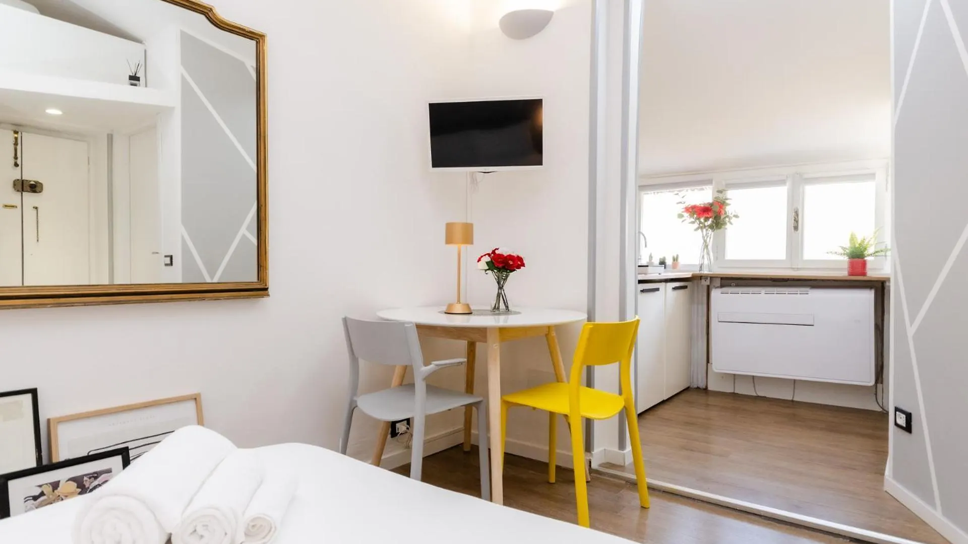 Appartamento Vivimihome - Carcano House A Pochi Minuti Dai Navigli Milano Italia